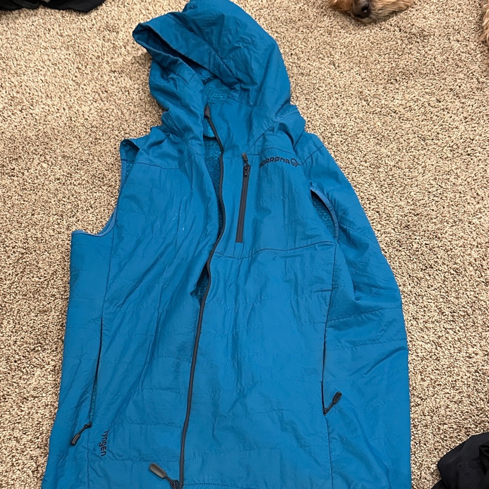 Norrona Lyngen vest